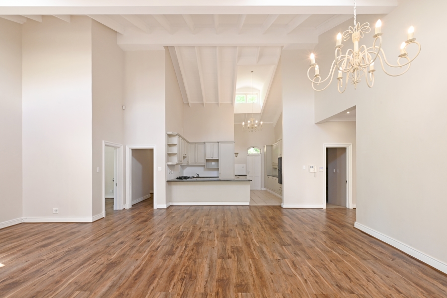 To Let 4 Bedroom Property for Rent in Constantia Western Cape